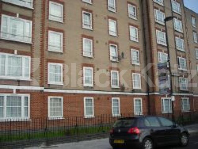 			new instruction, 3 Bedroom, 1 bath, 1 reception Flat			 Islip Street, Kentish Town